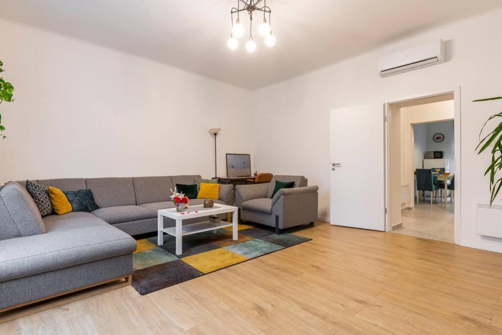 Petrova Street Apartment Zagreb Luaran gambar